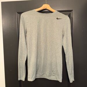 Nike Men's Heather Gray Long Sleeve Tee